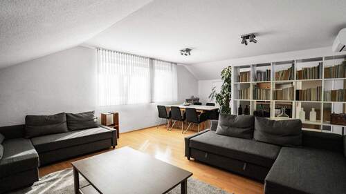 Wohn-/Esszimmer 2.OG - 