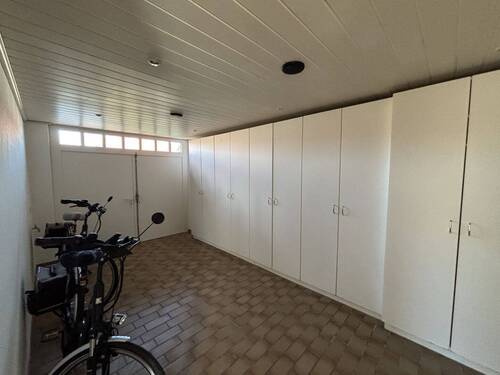Garage - 