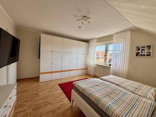 Schlafzimmer 2 im OG - 