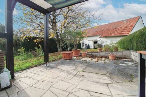 Gartenpavillon - 6 Zimmer Einfamilienhaus zum Kaufen in Grävenwiesbach