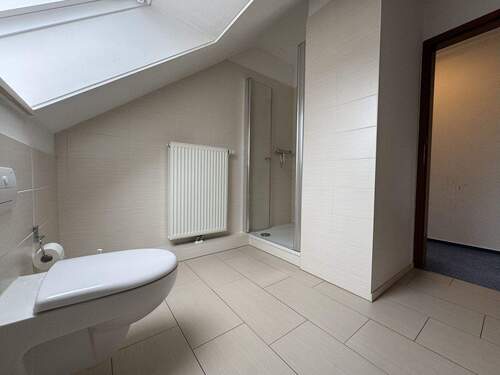 17. Duschbad im OG - 