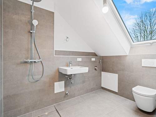 Tageslichtbad im Dachgeschoss - 