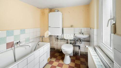 1. OG Badezimmer 1 - 