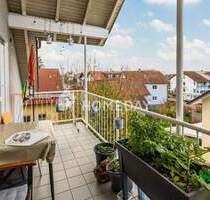 Gepflegte Dachgeschosswohnung mit Kamin, Balkon und solider Mieteinnahme in Offenburg