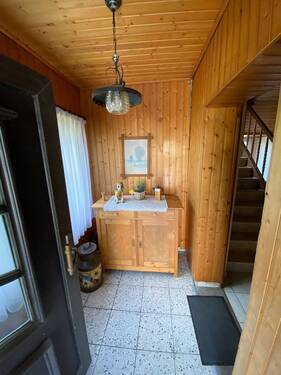 Flur Eingangsbereich - 8 Zimmer Mehrfamilienhaus, Wohnhaus in Martinstein