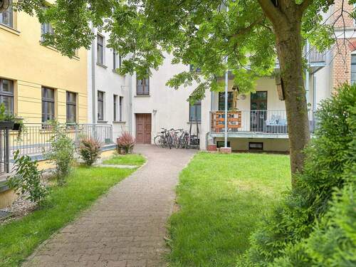 Eingang zum Haus - 3 Zimmer Einfamilienhaus in Leipzig