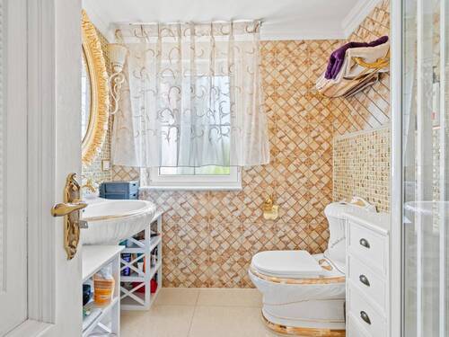 Duschbad im Obergeschoss - 