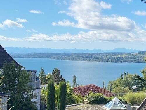 Aussicht aus dem Dachgeschoss - 6 Zimmer Einfamilienhaus zum Kaufen in Überlingen