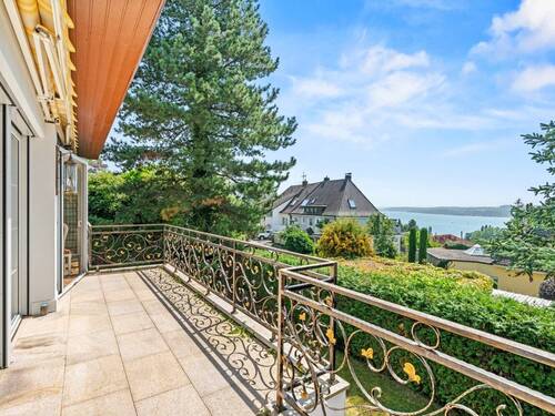 Südbalkon mit Aussicht - 