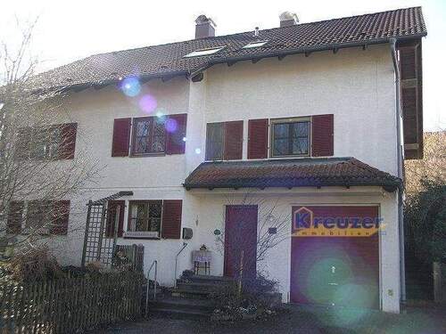 Hausansicht_Eingang - 7 Zimmer Einfamilienhaus zum Kaufen in Bad Wurzach