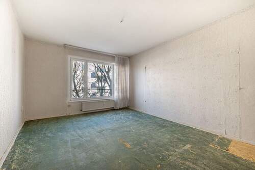 Wohnzimmer - 2 Zimmer Etagenwohnung zum Kaufen in Berlin