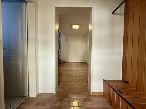 Erdgeschoss: Eingang/Garderobe - 