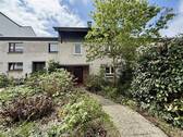 Frontansicht - 7 Zimmer Mehrfamilienhaus, Wohnhaus zum Kaufen in Fröndenberg