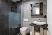 Modernes Badezimmer - Etagenwohnung mit 51,00 m² in Hallbergmoos zum Kaufen