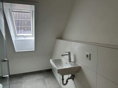 zweites Badezimmer - 