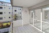 großer Balkon - 3 Zimmer Einfamilienhaus zum Kaufen in München