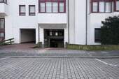 Tiefgarageneinfahrt - 