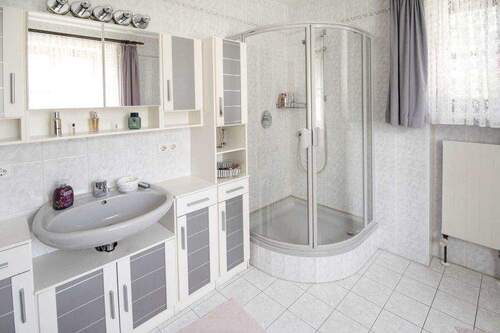 Badezimmer Erdgeschoss - 