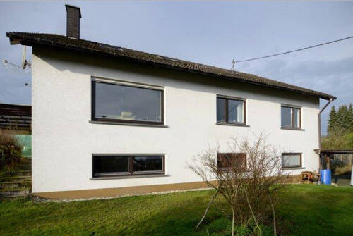 Straßenansicht - 1 Zimmer Mehrfamilienhaus, Wohnhaus zum Kaufen in Berglicht