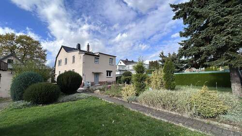 Ansicht u. großer Garten - 7 Zimmer Mehrfamilienhaus, Wohnhaus zum Kaufen in Schkeuditz