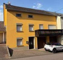 Familienfreundliches Haus in Wincheringen mit Balkon und Garten