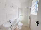 Badezimmer (Gewerbeeinheit) - 