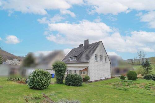 Gartenansicht_3 - 7 Zimmer Einfamilienhaus in Bad Driburg