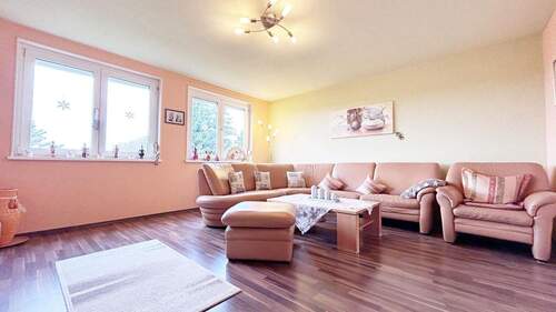 OG Wohn- o. Schlafzimmer - 