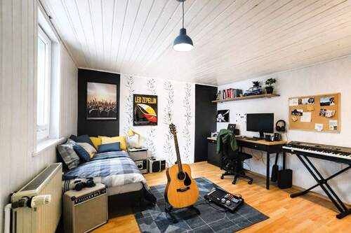Jugendzimmer KI - 