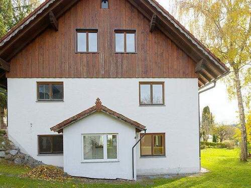 Hausansicht Nordseite - 8 Zimmer Einfamilienhaus in Wangen-Karsee