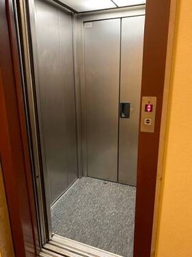 Fahrstuhl - 