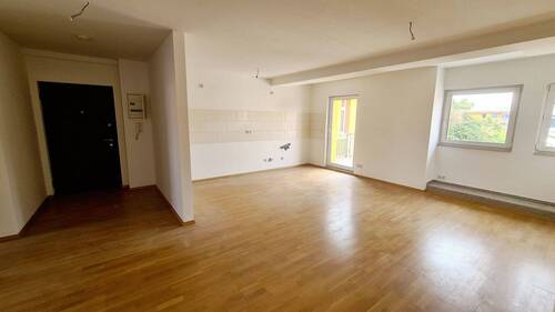 offene Küche - 4 Zimmer Etagenwohnung in Magdeburg