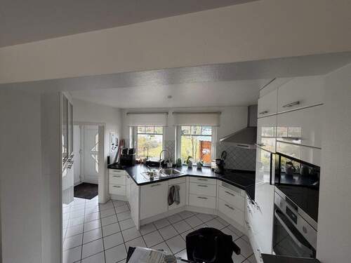 Küche - 5 Zimmer Doppelhaushälfte zum Kaufen in Winsen (Luhe)