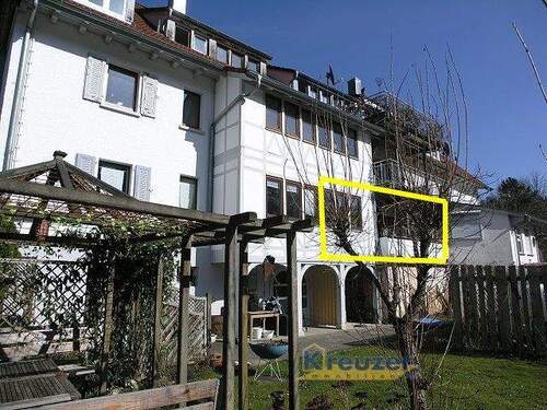 Haus Südansicht - Ruhig * Naturnah * Freiwerdend - Nette 3 Zi.-Wohnung mit Balkon in Teilort von Bergatreute !
