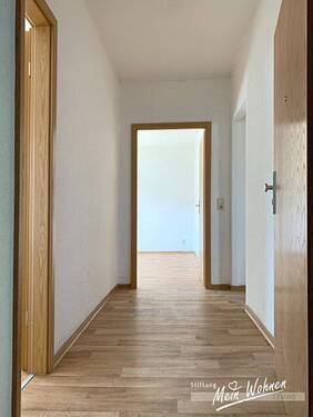 Flur - 3 Zimmer Etagenwohnung zur Miete in Bad Dürrenberg