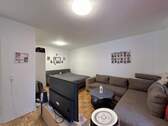 Blick ins Wohnzimmer - 