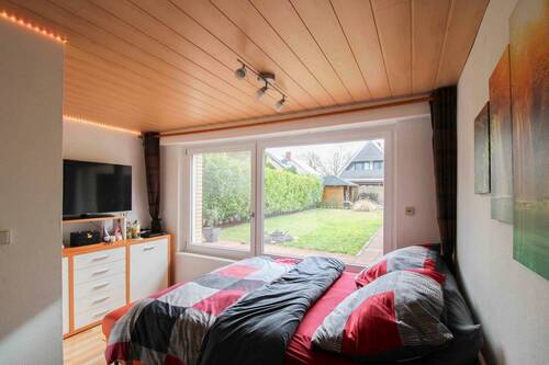 Schlafzimmer EG - 