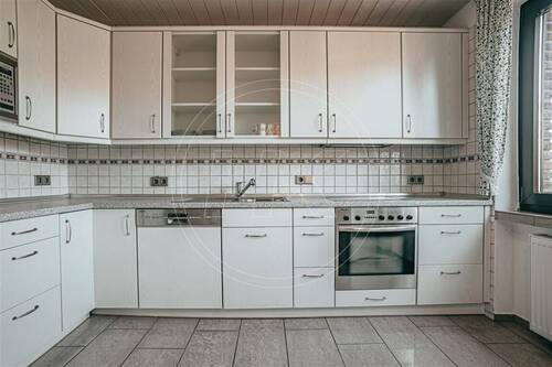 Die Küche - Doppelhaushälfte mit 117,00 m² in Lingen (Ems) zum Kaufen