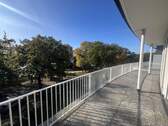 ...sonniger Dachterrasse - 