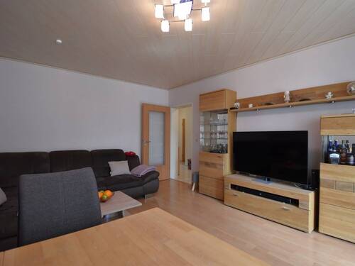 Wohnzimmer 1 - 3 Zimmer Etagenwohnung zum Kaufen in Werl