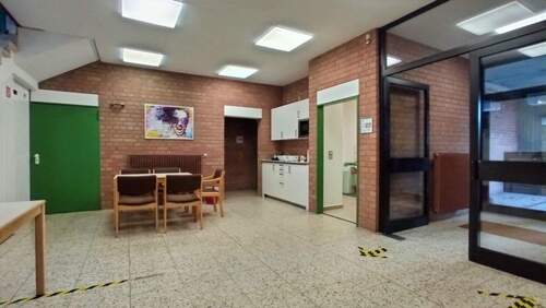 Eingangsbereich - Büro mit 164,00 m&sup2; in Baunatal zur Miete