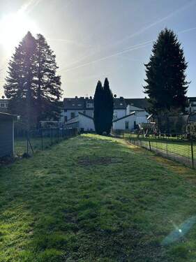 Garten - Mehrfamilienhaus, Wohnhaus mit 168,00 m&sup2; in Würselen zum Kaufen