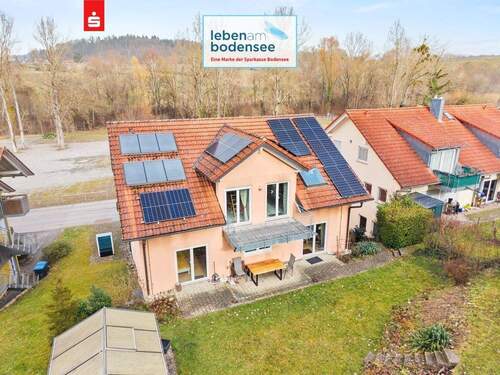 Südansicht von gepflegtem Wohnhaus - Platz zum Wohnen und Arbeiten - Zweifamilienhaus mit Gewerbefläche