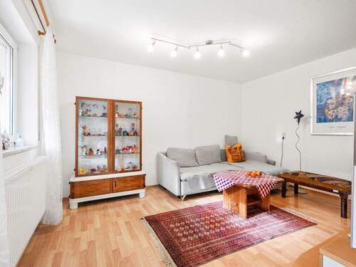 Gemütlicher Wohnbereich - 6 Zimmer Mehrfamilienhaus, Wohnhaus in Meersburg