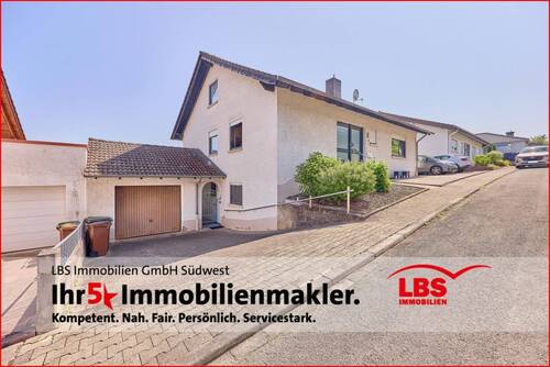 Straßenansicht - 6 Zimmer Mehrfamilienhaus, Wohnhaus zum Kaufen in Alsenz