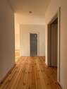 Flur - 2 Zimmer Etagenwohnung zum Kaufen in Berlin