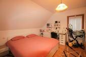 Schlafzimmer 1.OG Wohnung - 