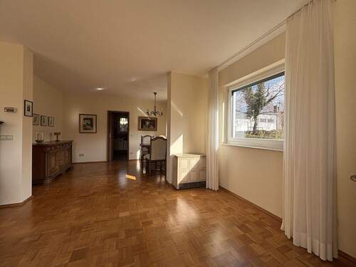 Wohnzimmer EG - 6 Zimmer Einfamilienhaus in Ranstadt