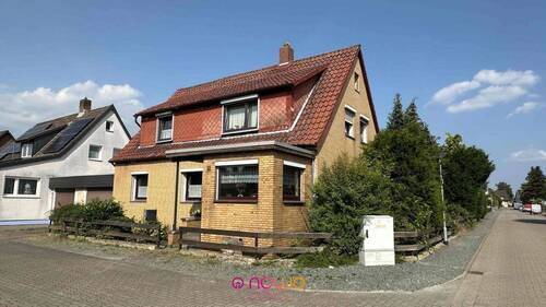 Ansicht vorn - Ihr neues Zuhause mit Garten - Ruhig gelegenes Einfamilienhaus in Salzgitter Thiede