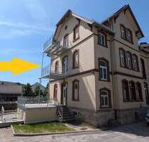 Repräsentative Altbauwohnung mit 4 Zimmern, 2 Bädern, Balkon und Stellplatz - Hann. Münden
